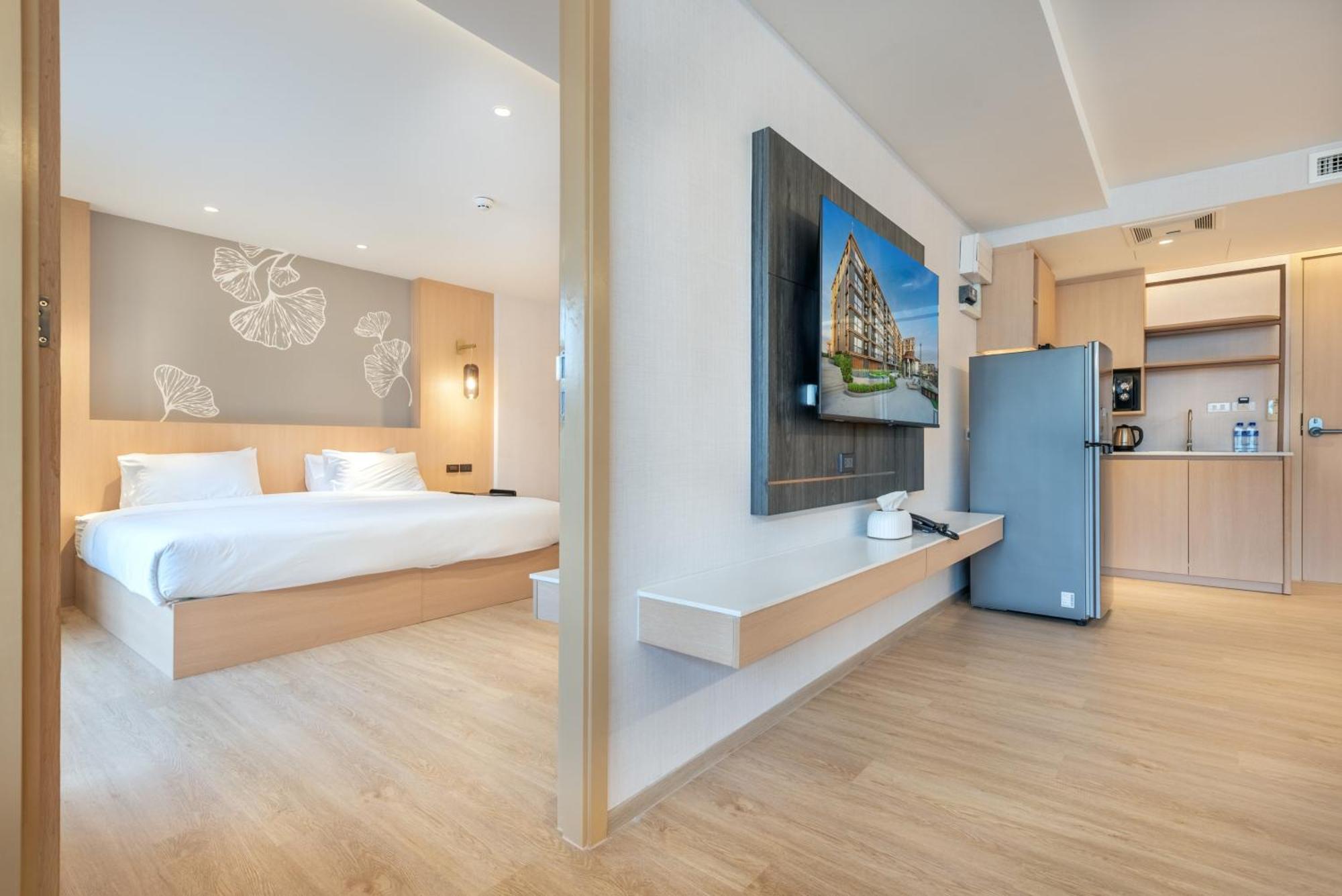 Salaya One Hotel & Service Apartment Eksteriør billede