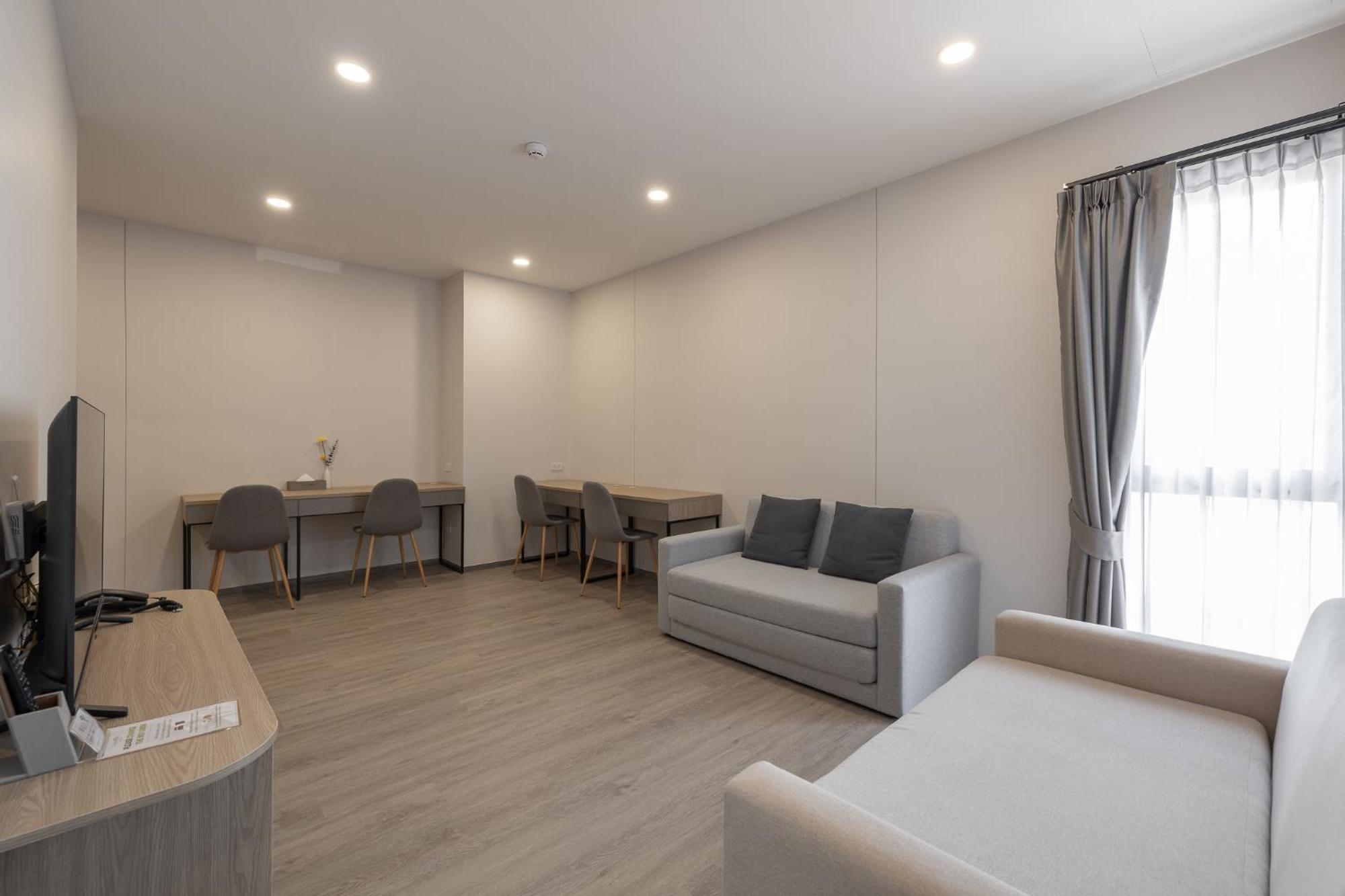 Salaya One Hotel & Service Apartment Eksteriør billede