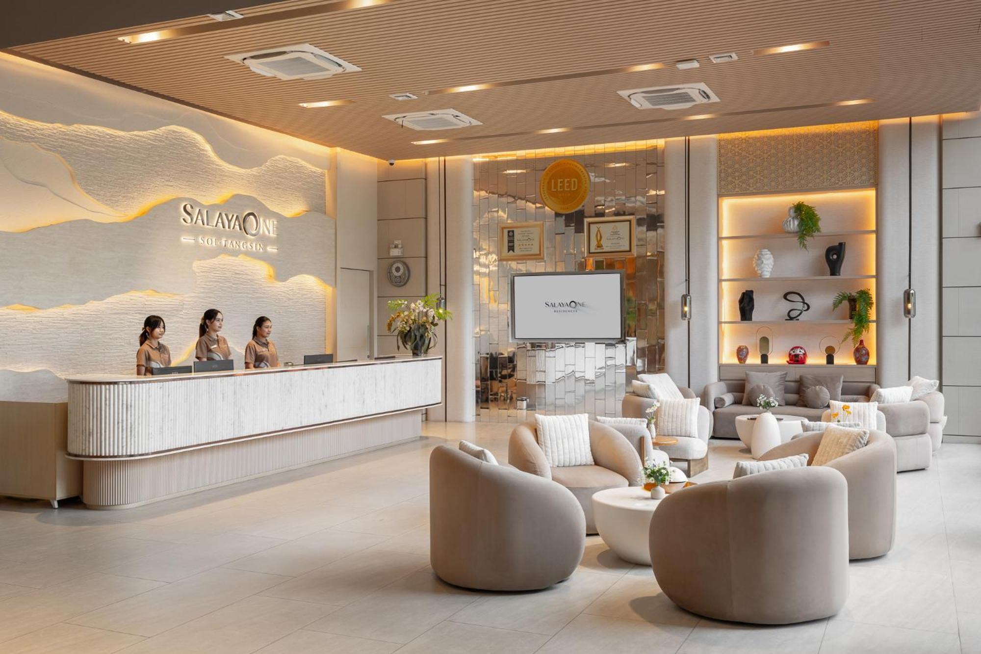 Salaya One Hotel & Service Apartment Eksteriør billede